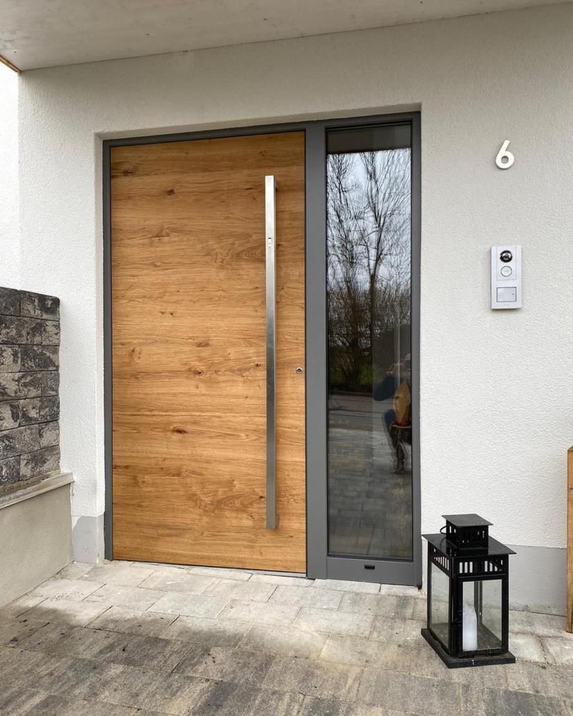 Hauseingang in Holzoptik